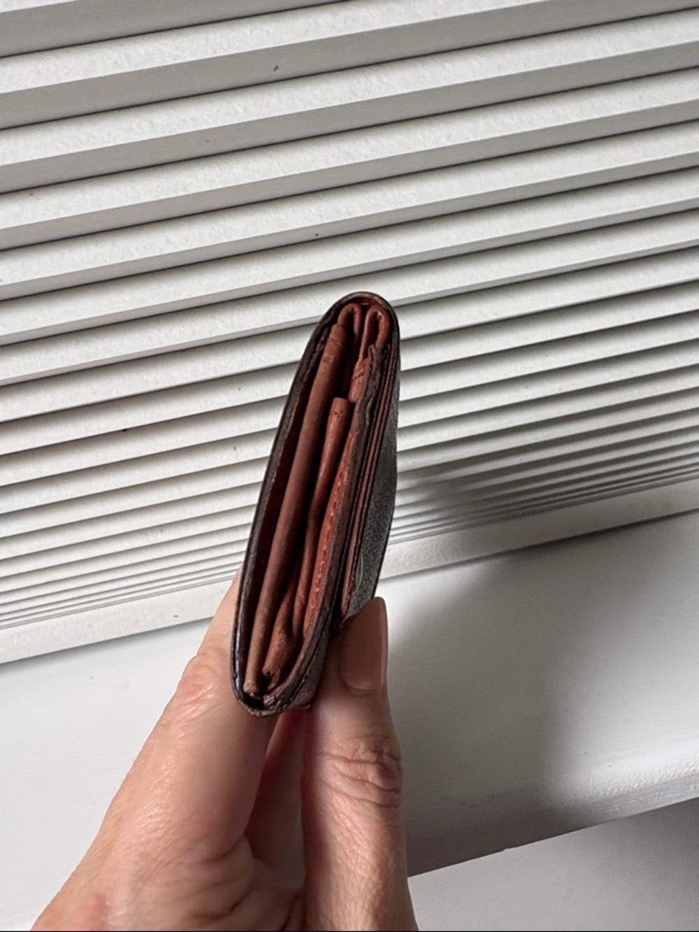 Louis Vuitton Monogram Canvas Compact Wallet Card Holder Coin Case - Picture 3 of 10